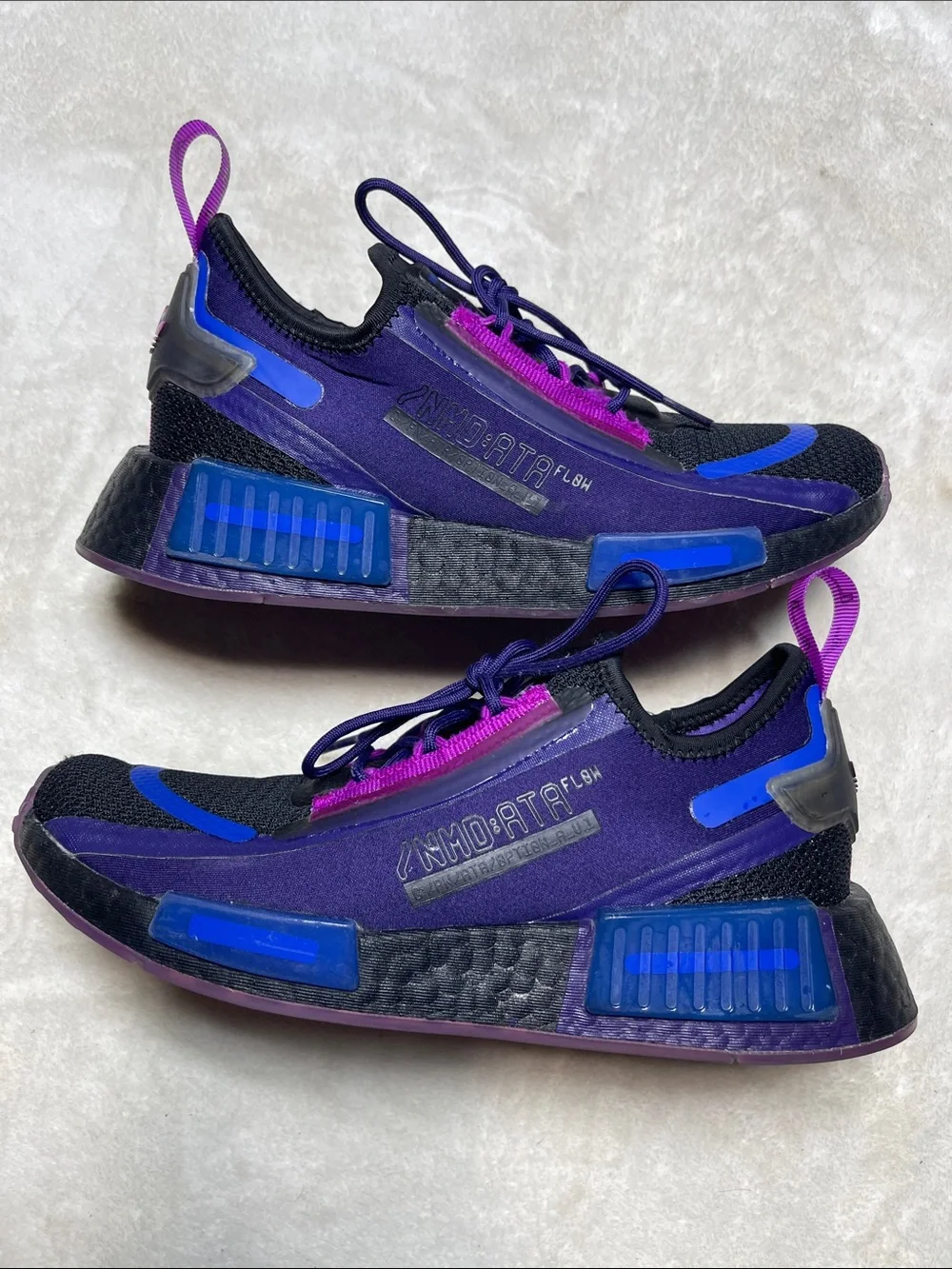 adidas NMD R1 Spectoo Women's Purple, Blue and Pink Athletic Sneakers size 6